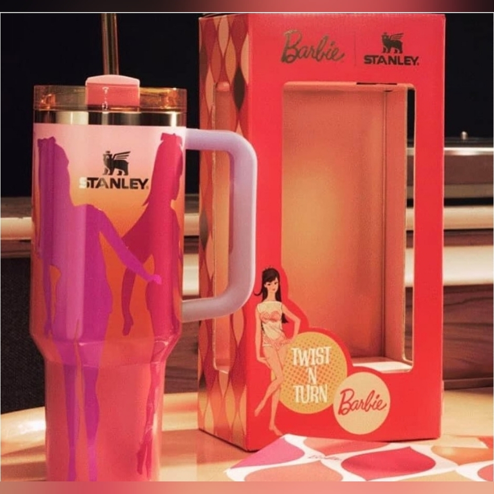 Stanley X Barbie ’60s Twist ’N Turn Quencher 40 OZ